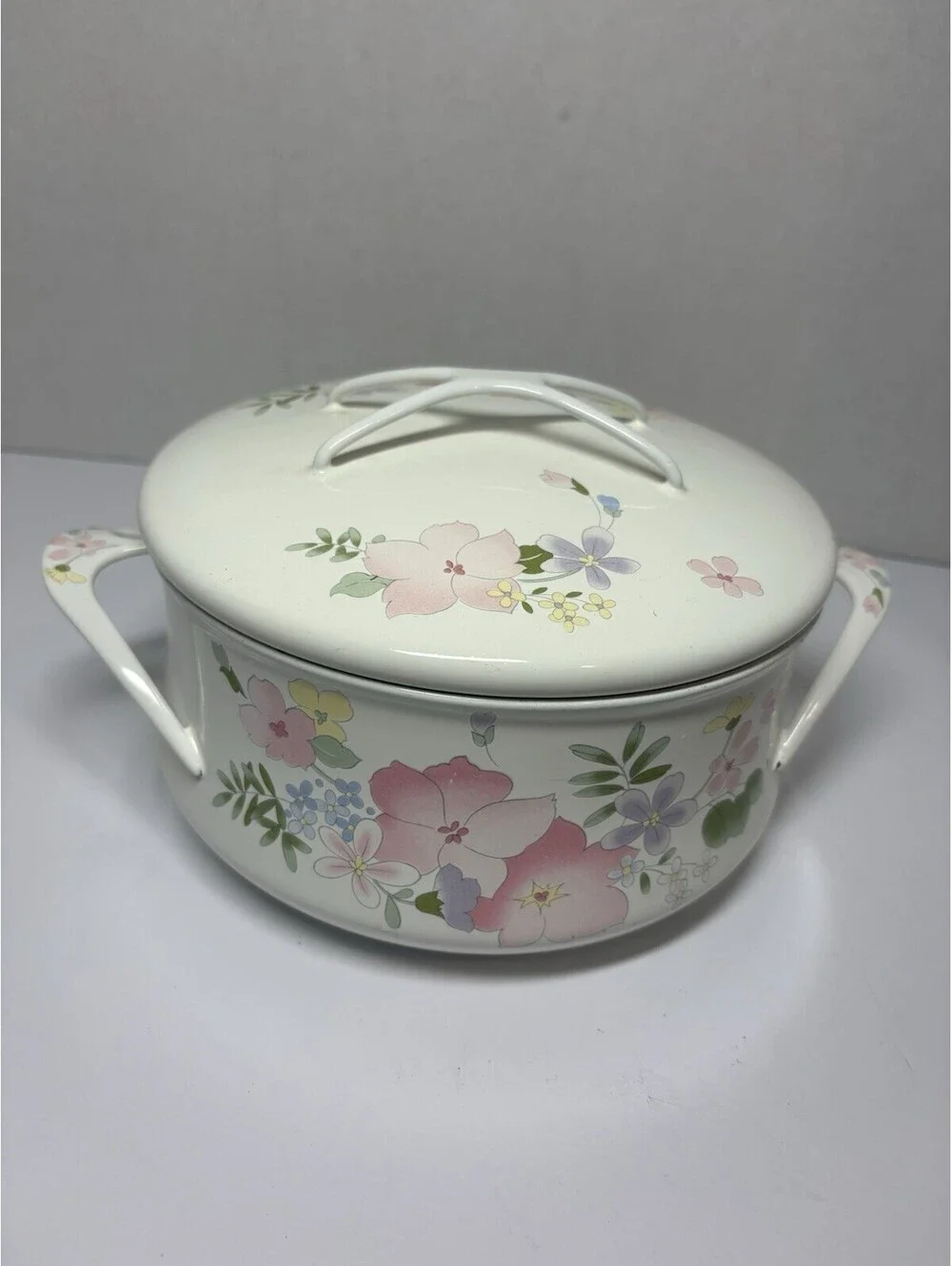 Kobe Cookware Japan Enamel Floral 3 QT Casserole Dish with Lid Vintage
